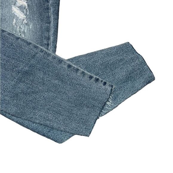 Old Navy Mid-Rise Destructed Super Skinny Jeans - Picture 13 of 15